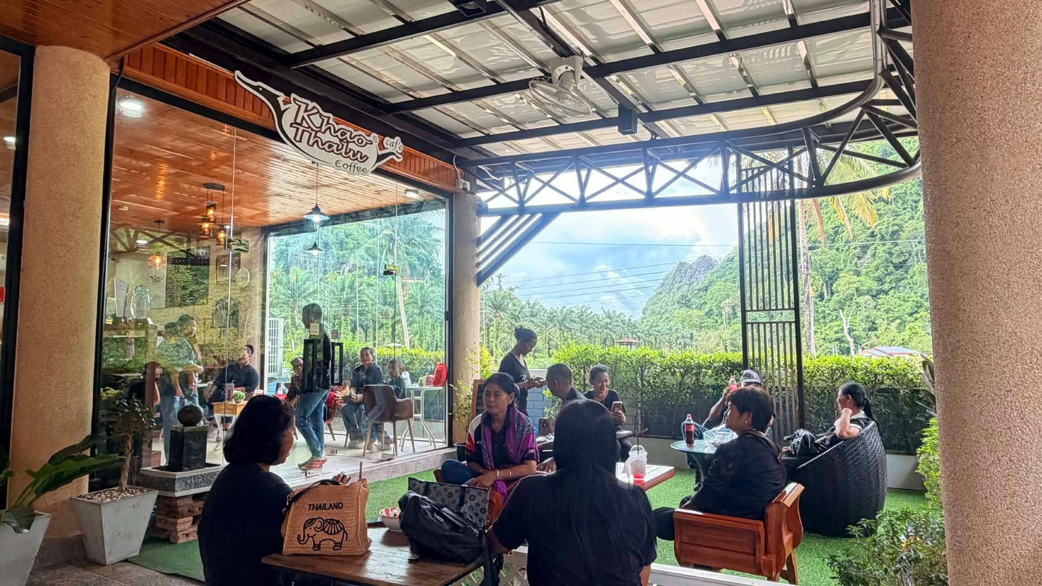 Khao Thalu Chumphon Coffee (กาแฟเขาทะลุชุมพร) — franchise photo